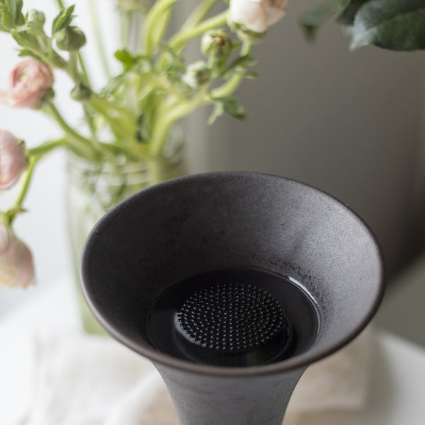 Dense Black Kenzan (M)